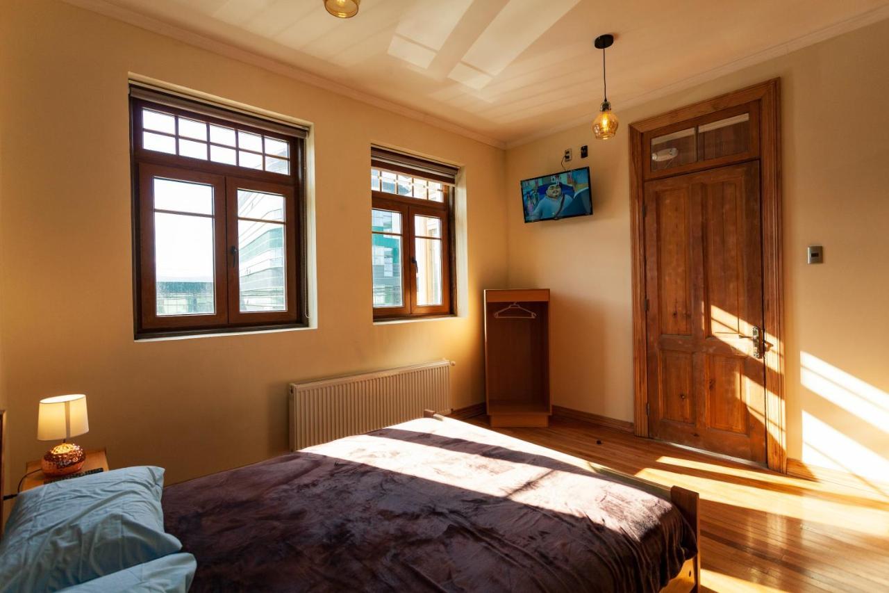Hostal Boutique Patagonia Mistica Punta Arenas Exterior photo